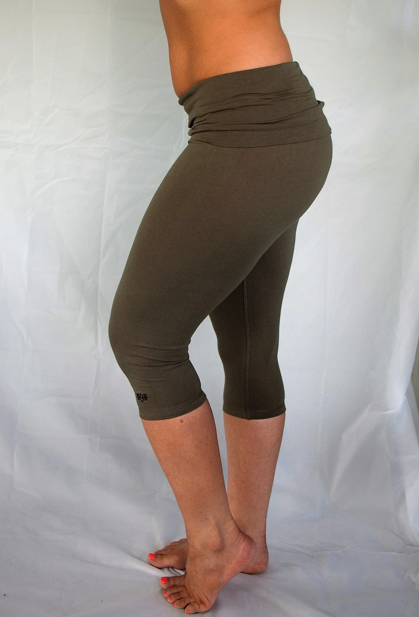 Sage 3/4 Yoga Pants