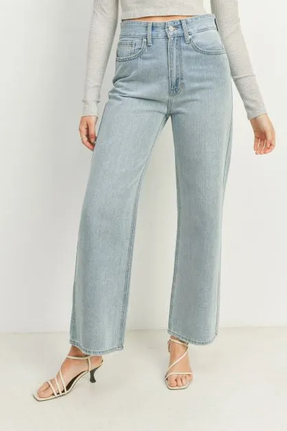 The ‘Lightweight Slouchy Leg Denim’